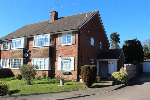 Sandringham Road, Potters Bar EN6 2 bed maisonette for sale