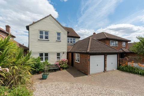 Lower Kingsland Road, Colchester CO5 5 bed detached house for sale