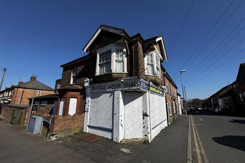 Union Street, Dunstable 4 bed townhouse for sale
