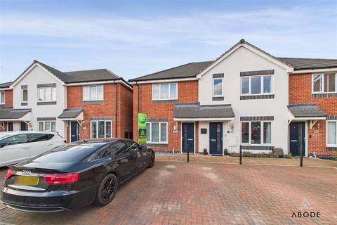 2 bedroom end of terrace house for sale