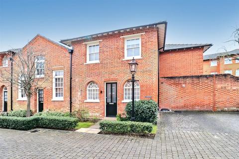 Old St. Michaels Drive, Braintree 1 bed end of terrace house for sale