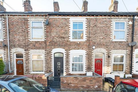 Milton Street, York YO10 2 bed terraced house for sale