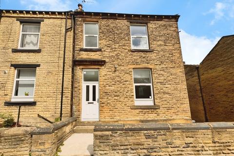 South Parade, West Yorkshire BD19 3 bed detached house for sale