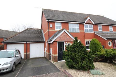 Moorlands Avenue, Warwickshire CV8 3 bed end of terrace house for sale