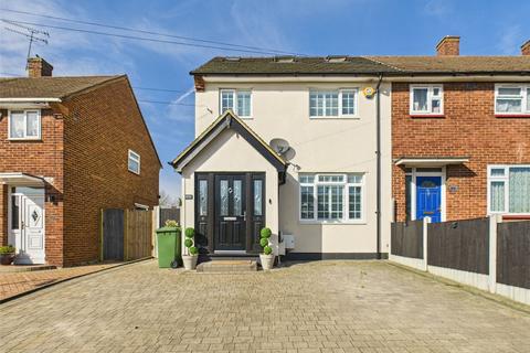 Longtown Road, Romford RM3 3 bed end of terrace house for sale