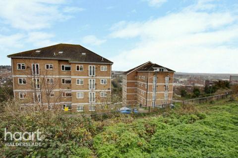 Longhill Avenue, Chatham 1 bed flat for sale