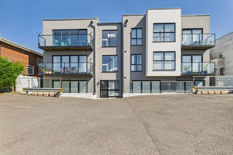 South Coast Road, Peacehaven BN10 2 bed flat for sale