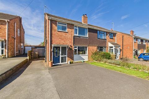 Giffard Way, Cheltenham... 3 bed semi