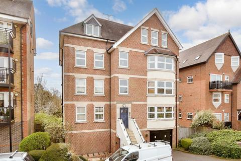 Bromley Road, Beckenham, Kent 2 bed apartment for sale