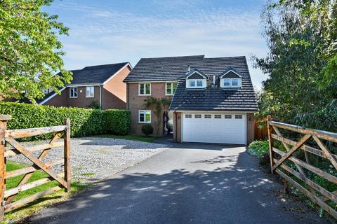 Riggs Lane, Ashbourne, DE6 4 bed detached house for sale