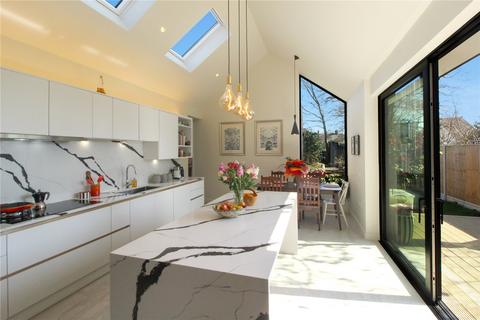 4 bedroom bungalow for sale