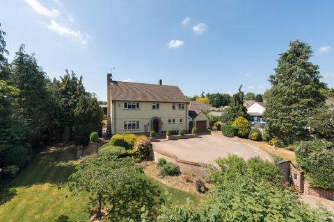 Heath Road, Leighton Buzzard 4 bed detached house for sale