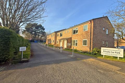Danes Dyke, Scarborough YO12 2 bed apartment for sale
