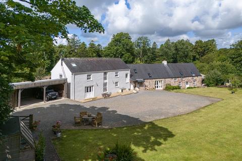 Haverfordwest SA62 6 bed barn conversion for sale