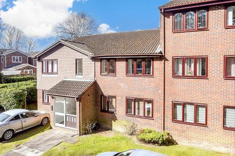 Sequoia Park, Crawley RH11 2 bed flat for sale
