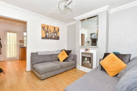 Worthing Road, Rustington, West Sussex 2 bed terraced house for sale
