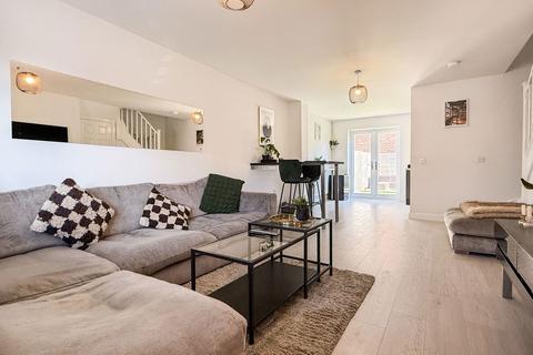Lumley Avenue, Hull HU7 3 bed terraced house for sale