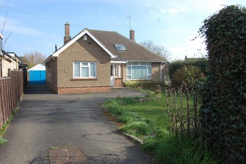Station Road, Long Buckby... 3 bed bungalow for sale