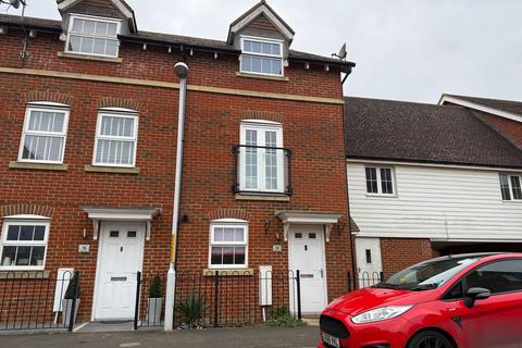 Easton Drive, Sittingbourne ME10 4 bed townhouse for sale
