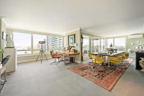 Peninsula Heights, 93 Albert... 3 bed flat for sale