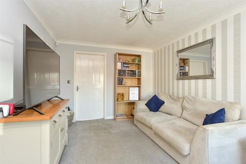 Olivine Close, Sittingbourne, Kent 2 bed terraced house for sale