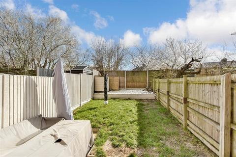 Olivine Close, Sittingbourne, Kent 2 bed terraced house for sale