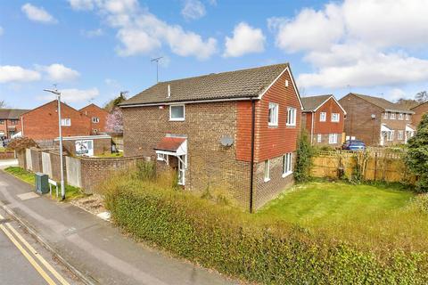 Highfield Road, Willesborough... 4 bed detached house for sale