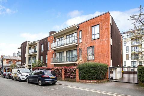 Westnye House, Guildford GU1 2 bed flat for sale