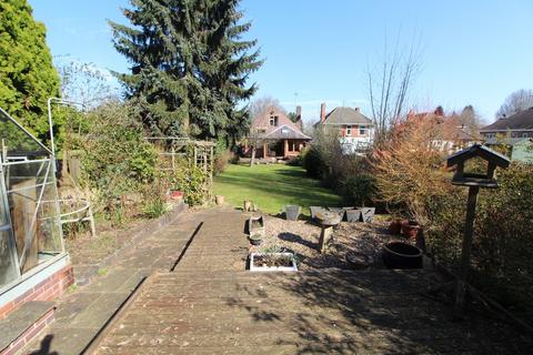 Plantation Avenue, Leicester LE2 4 bed detached house for sale
