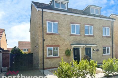 Craven Close, Kew, Southport, PR8 3 bed semi