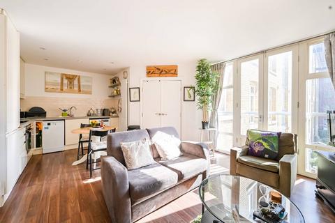 Fairfield Road, London E3 2 bed flat for sale