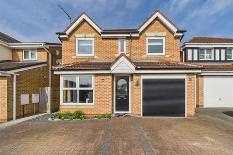 33 Lapwing Road, Driffield, YO25 5LF 4 bed detached house for sale