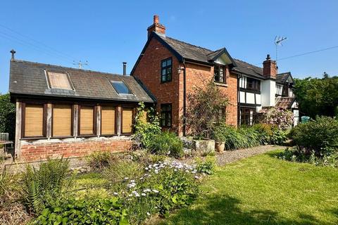 Mansel Lacy, Hereford, HR4 3 bed cottage for sale