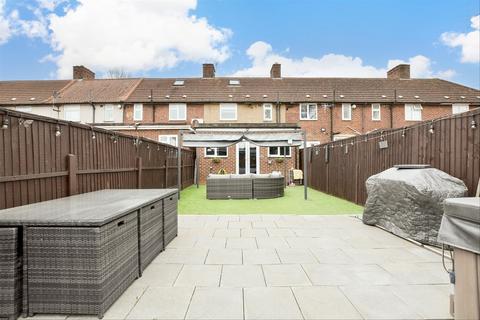 Bennetts Castle Lane, Dagenham, Essex 2 bed terraced house for sale