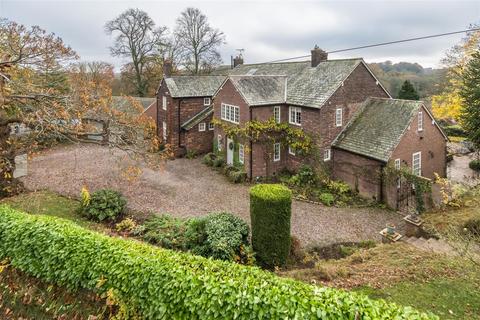 Bag Lane, Crowton CW8 6 bed detached house for sale