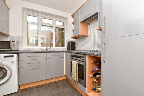 College Court, Croydon CR0 2 bed flat for sale