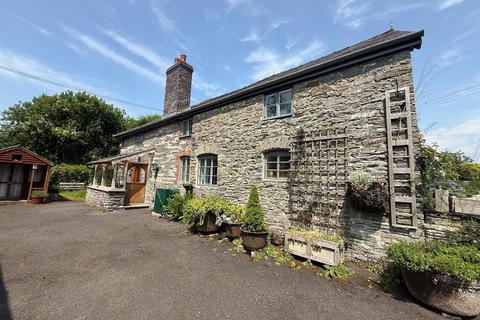 New Radnor 5 bed detached house for sale