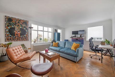 Strathearn House, Strathearn Place... 1 bed flat for sale