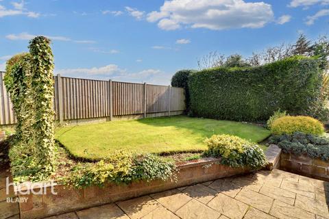 Catthorpe Road, Lutterworth 3 bed semi