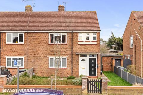 Ditchfield Road, Hoddesdon EN11 1 bed maisonette for sale