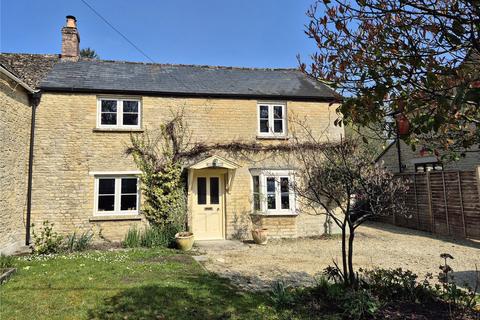 Buckland Road, Bampton, Oxfordshire... 3 bed semi
