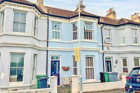 Gilbert Road, Eastbourne BN22 3 bed terraced house for sale
