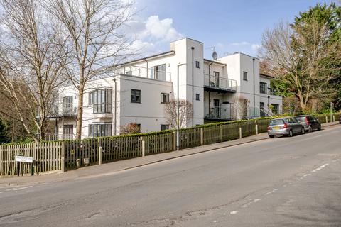 Mount Harry Road, Sevenoaks, Kent 2 bed apartment for sale