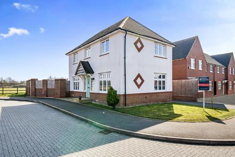 Turnpike Drive, Evesham, WR11 3 bed detached house for sale