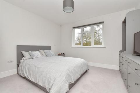 Devonshire Road, Sutton, Surrey 2 bed apartment for sale
