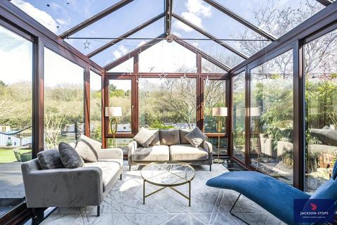 Simpson Road, Fenny Stratford... 4 bed detached house for sale