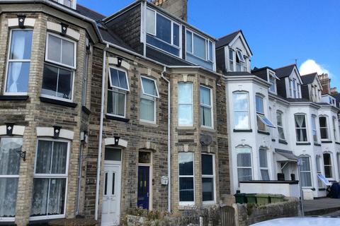 Edgcumbe Avenue, Newquay TR7 1 bed apartment for sale