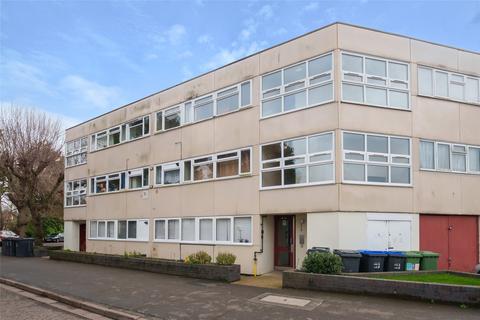 Rawnsley Avenue, Mitcham CR4 1 bed apartment for sale