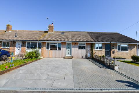 Eastbourne, East Sussex, BN22 2 bed bungalow for sale