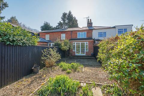 High Street, Reading RG8 2 bed terraced house for sale
